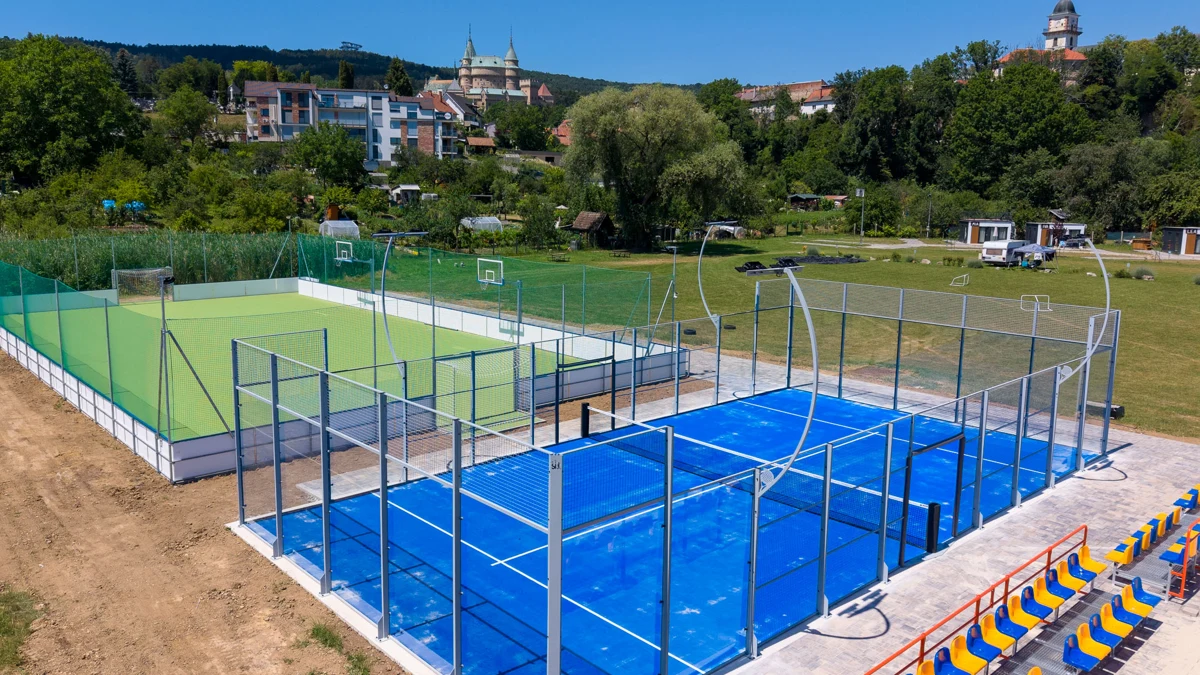 Sports at Ihrisko pod farou – padel and more