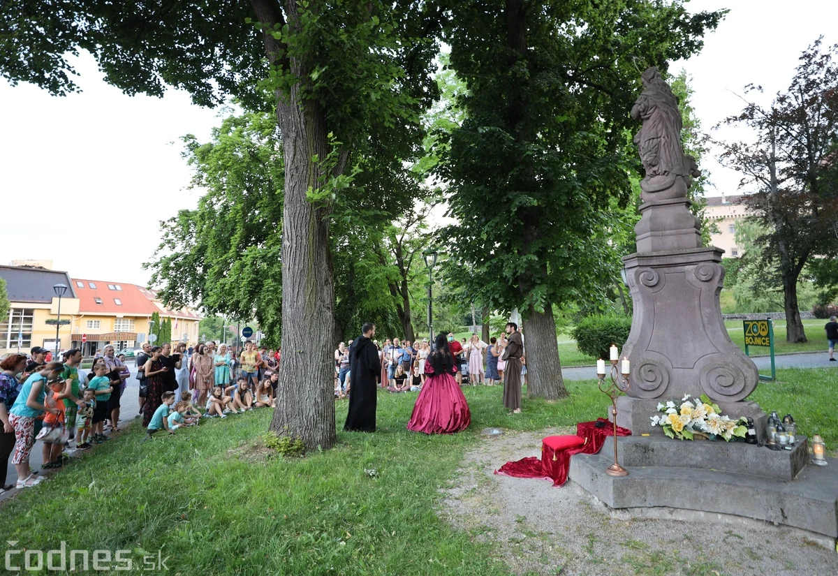 Divadelná scéna pri mariánskom stĺpe