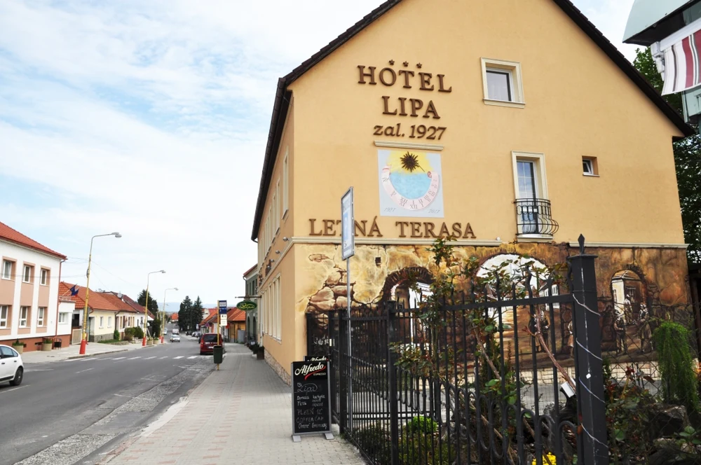 Hotel Lipa – accommodation and surroundings